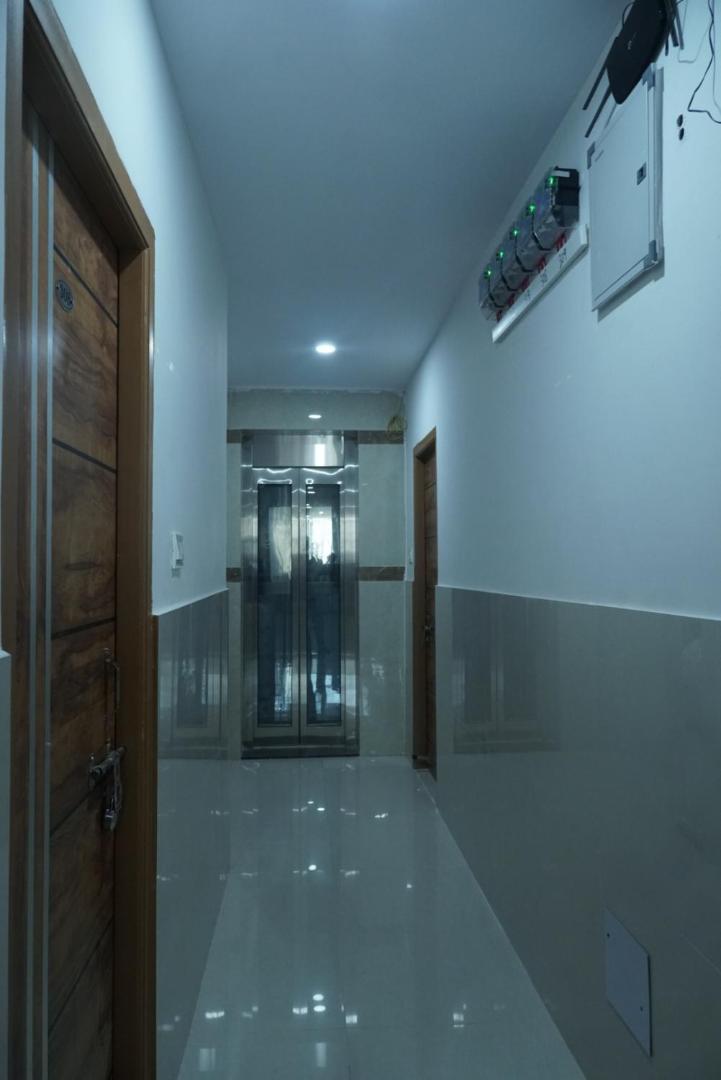 Cosmic Hotel & Guest House Gachibowli Raidurg Hyderabad Exterior photo